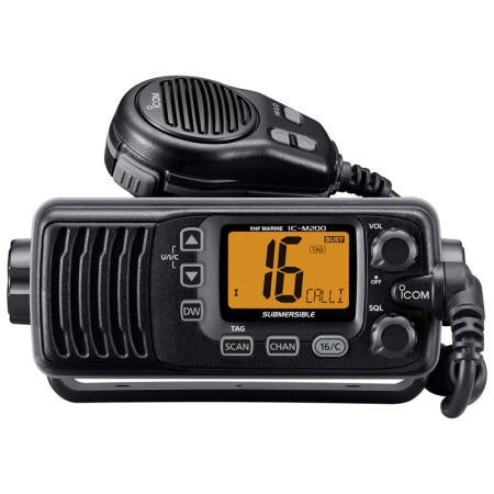 Icom IC-M200: main radio unit and microphone The antenna, cable, power supply and documents are not supported by this photo and are listed in the specification.